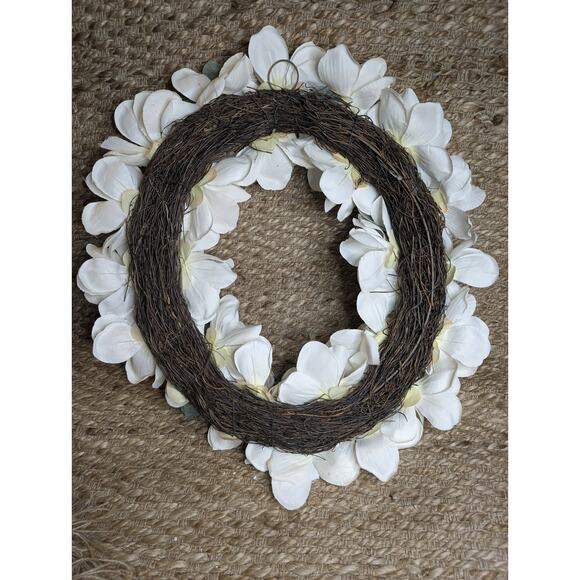 White Floral Spring Wreath Green Leaves Easter Holiday 26" Front Door Porch - Picture 7 of 9